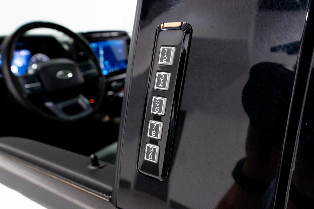 2023 Ford F-150 Image 12
