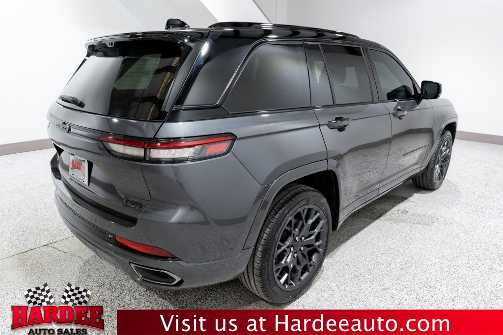 2025 Jeep Grand Cherokee Image 5