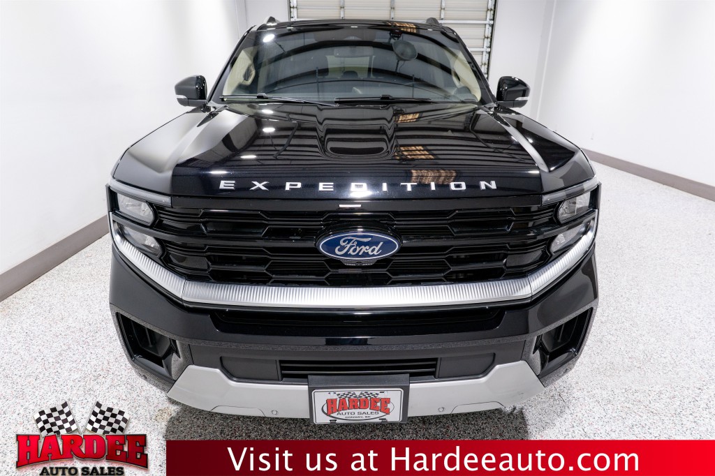 2025 Ford Expedition Image 7