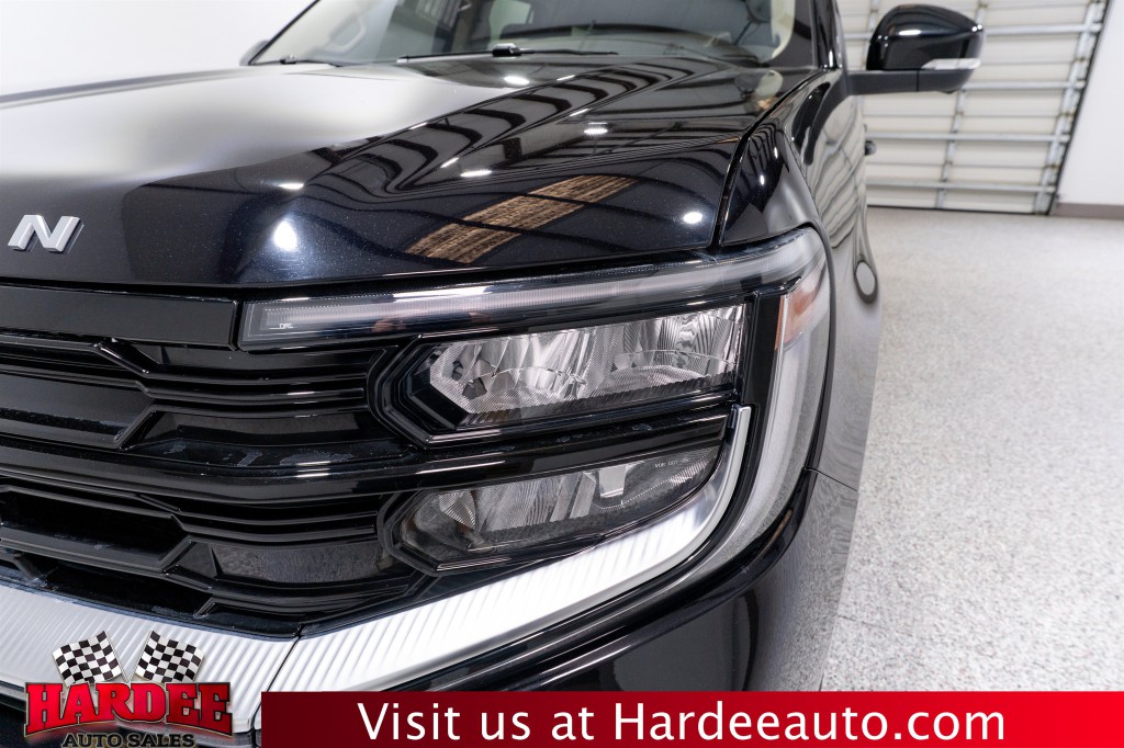 2025 Ford Expedition Image 8