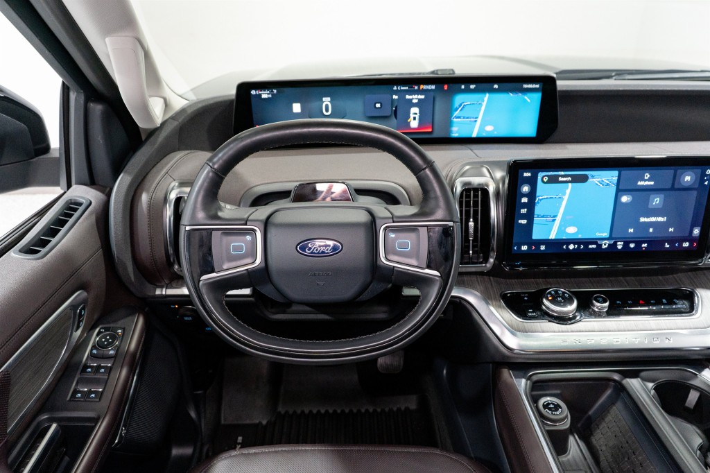 2025 Ford Expedition Image 12