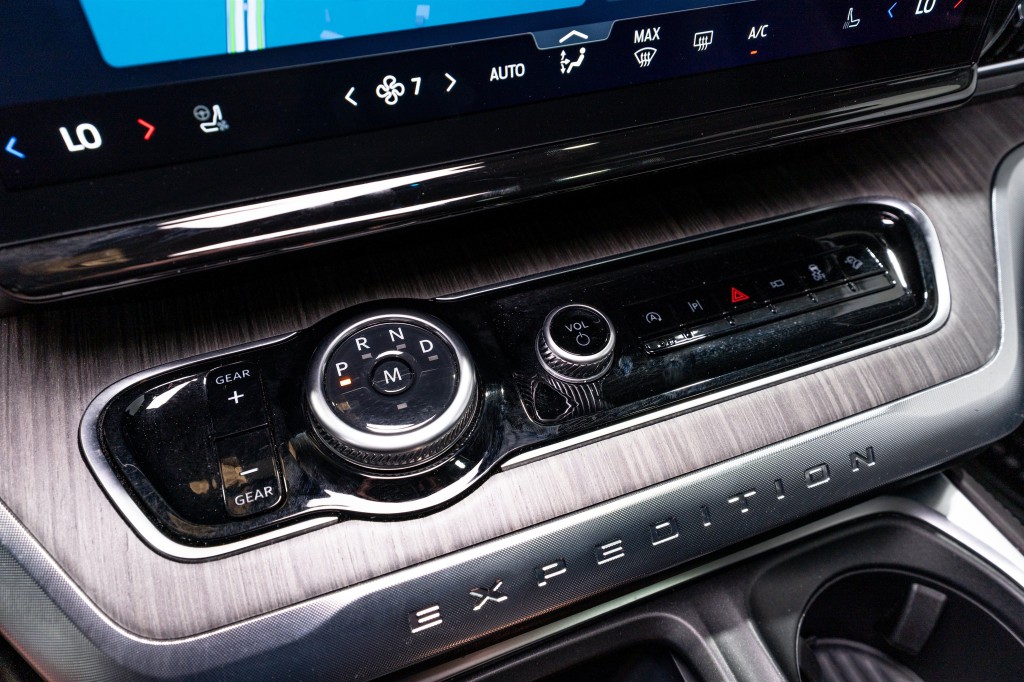 2025 Ford Expedition Image 23