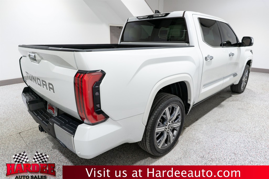 2023 Toyota Tundra Image 5