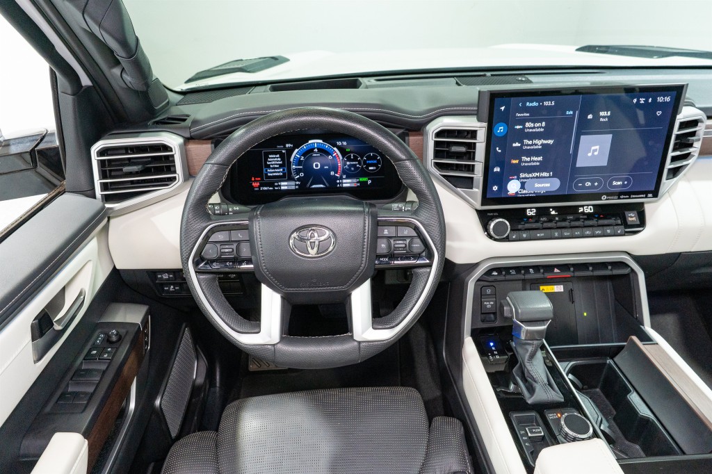 2023 Toyota Tundra Image 13