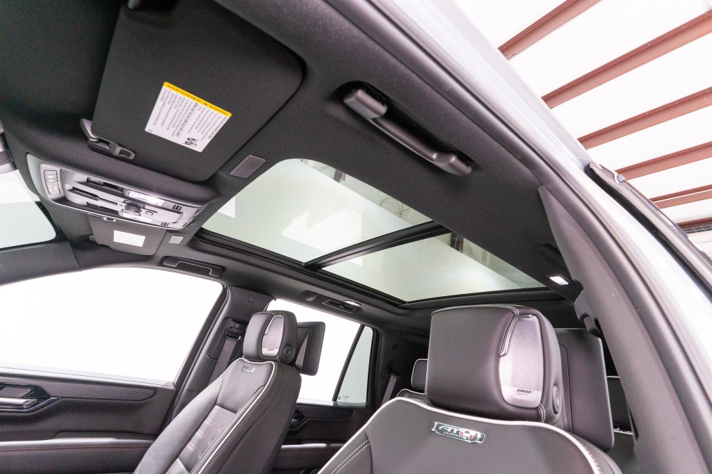 2025 GMC Yukon Image 18