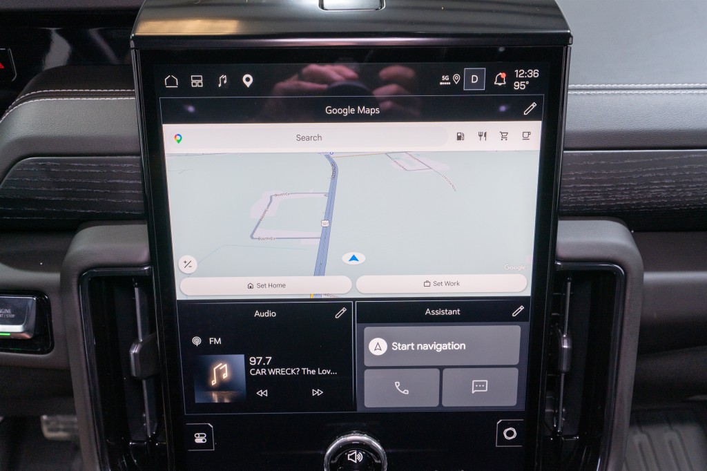 2025 GMC Yukon Image 20