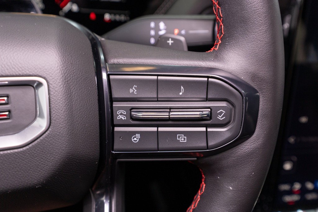2025 GMC Yukon Image 27