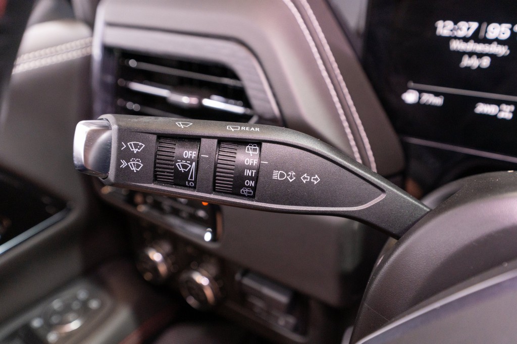 2025 GMC Yukon Image 30