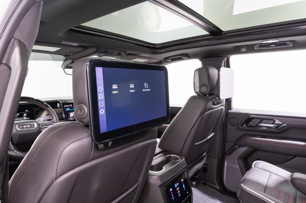 2025 GMC Yukon Image 35