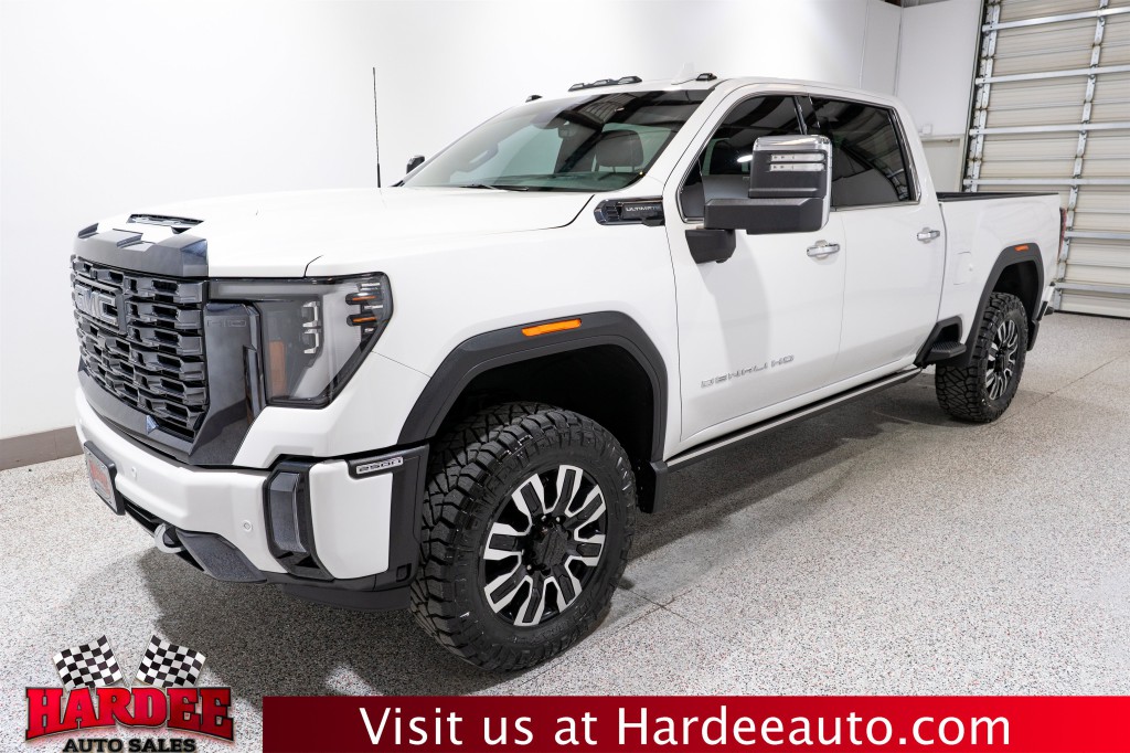 2024 GMC Sierra 2500 Image 2