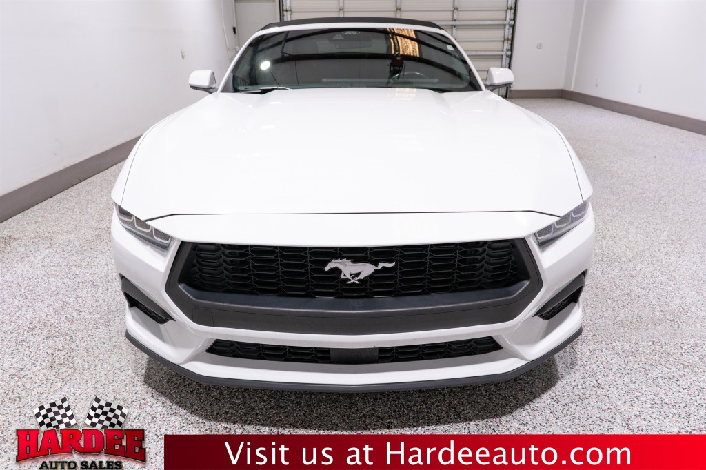 2024 Ford Mustang Image 11