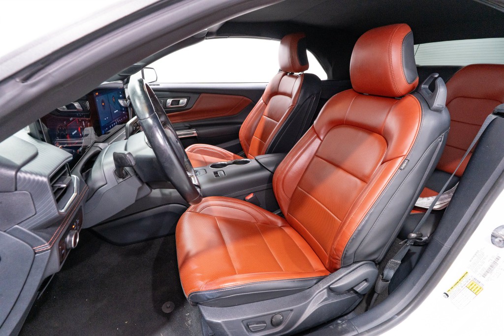 2024 Ford Mustang Image 20