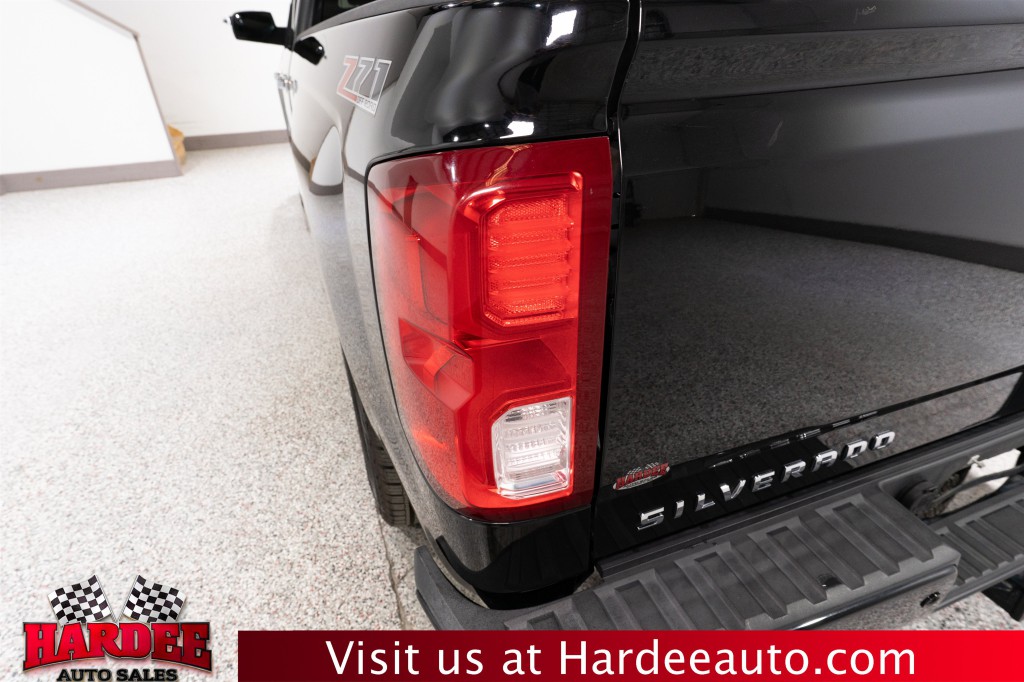 2017 Chevrolet Silverado 1500 Image 9
