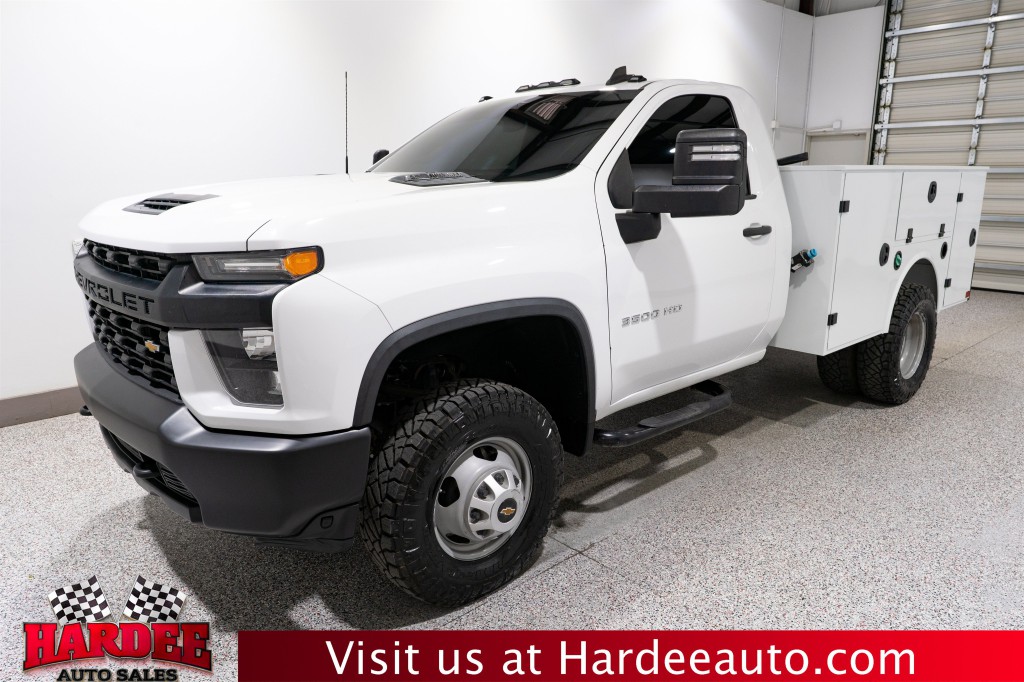 2023 Chevrolet Silverado 1500 Image 2