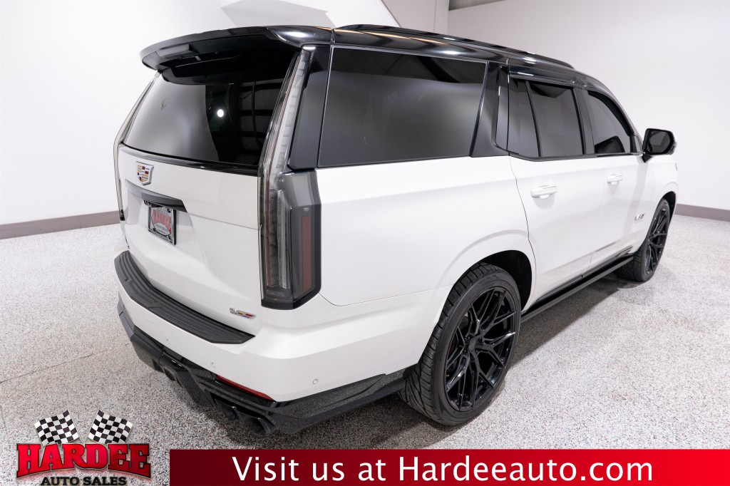 2025 Cadillac Escalade Image 5