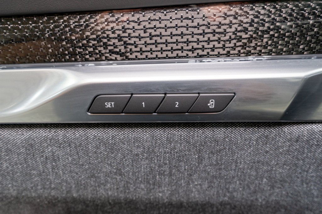2025 Cadillac Escalade Image 13