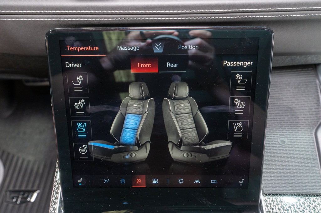 2025 Cadillac Escalade Image 27