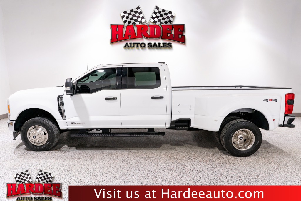 2023 Ford F-350 Image 1