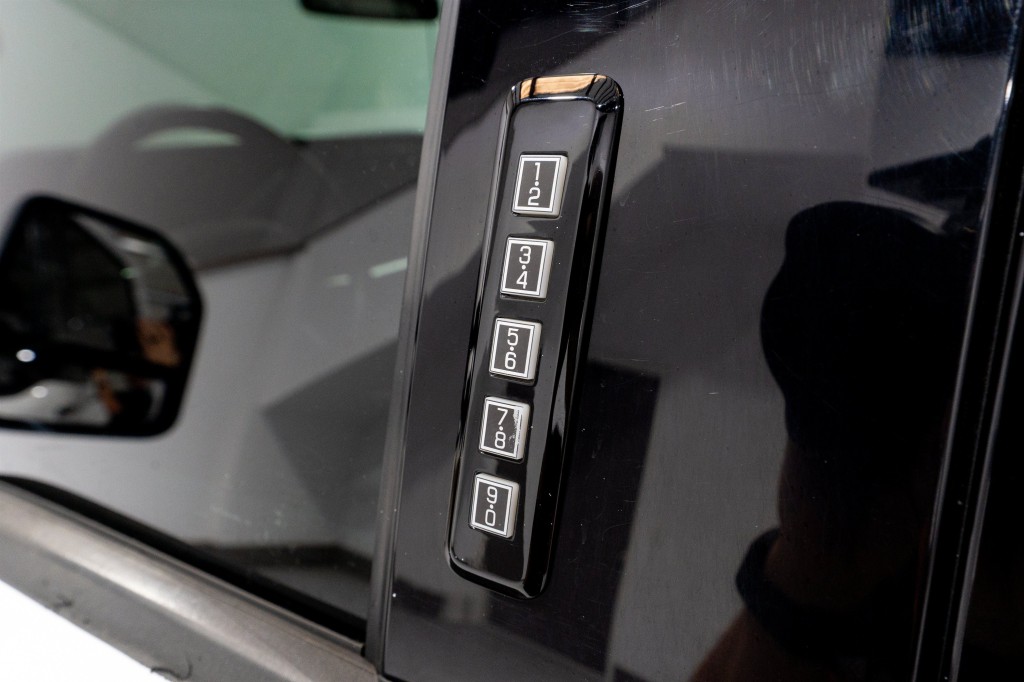 2023 Ford F-350 Image 13