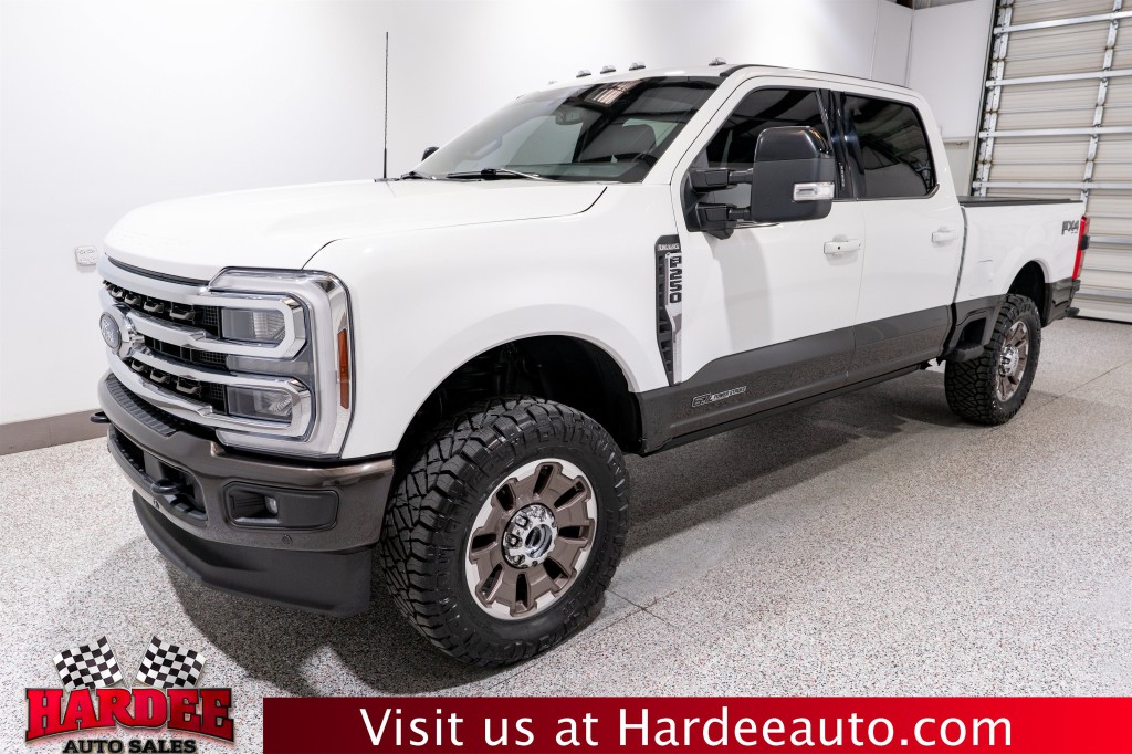 2024 Ford F-250 Image 2