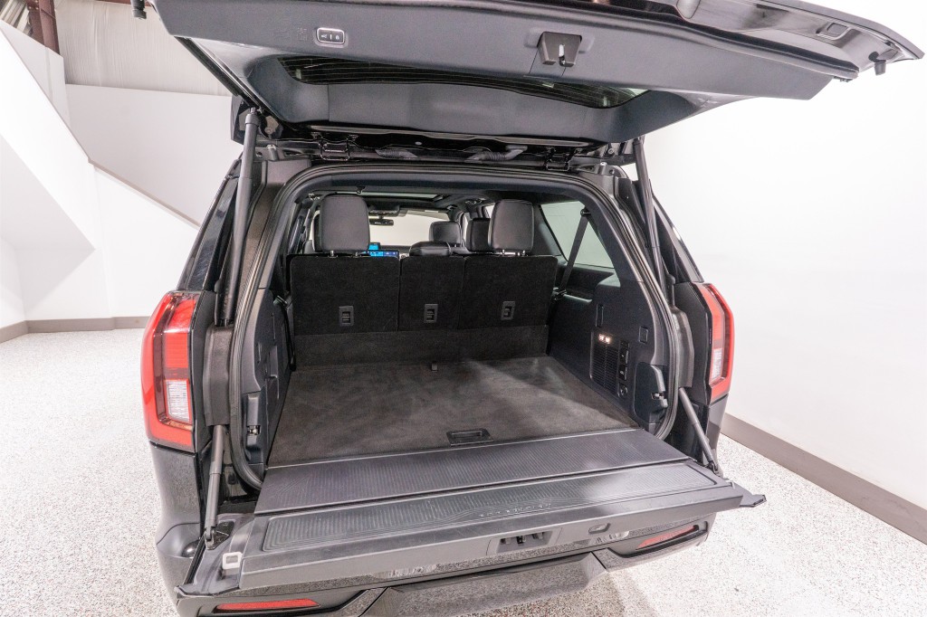 2025 Ford Expedition Image 34