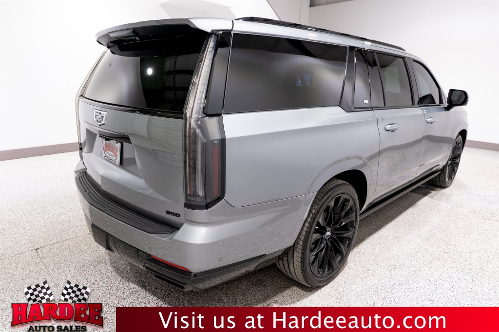 2026 Cadillac Escalade Image 5