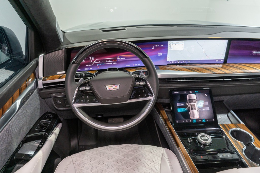 2026 Cadillac Escalade Image 12