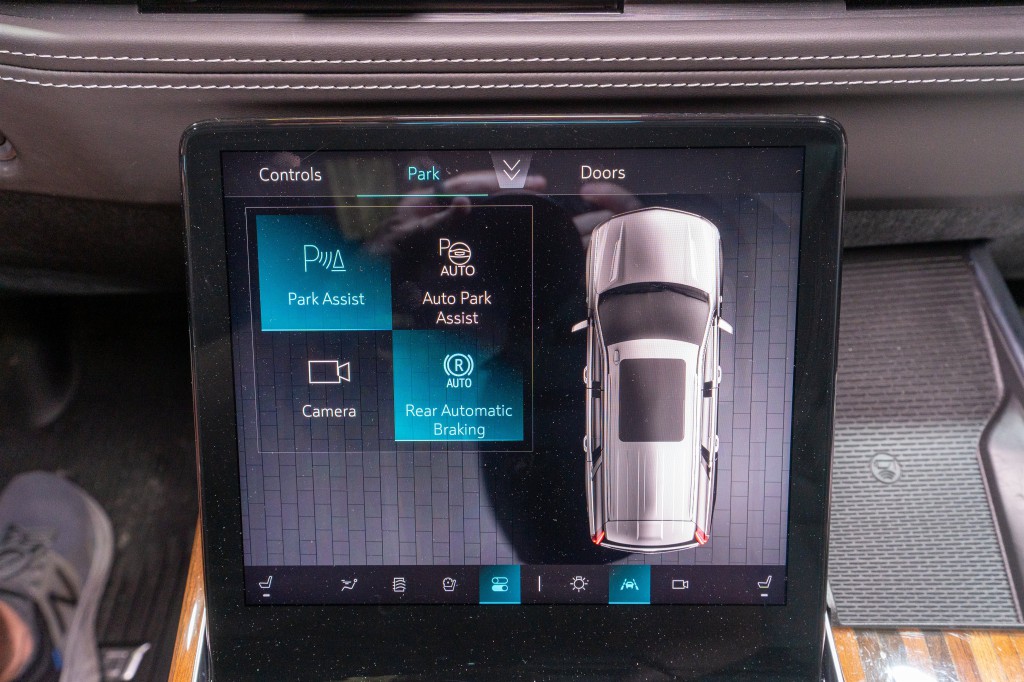 2026 Cadillac Escalade Image 26