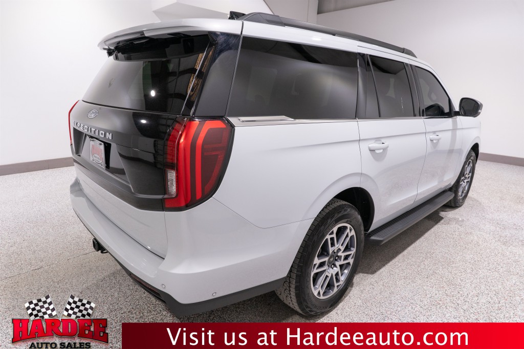 2025 Ford Expedition Image 5
