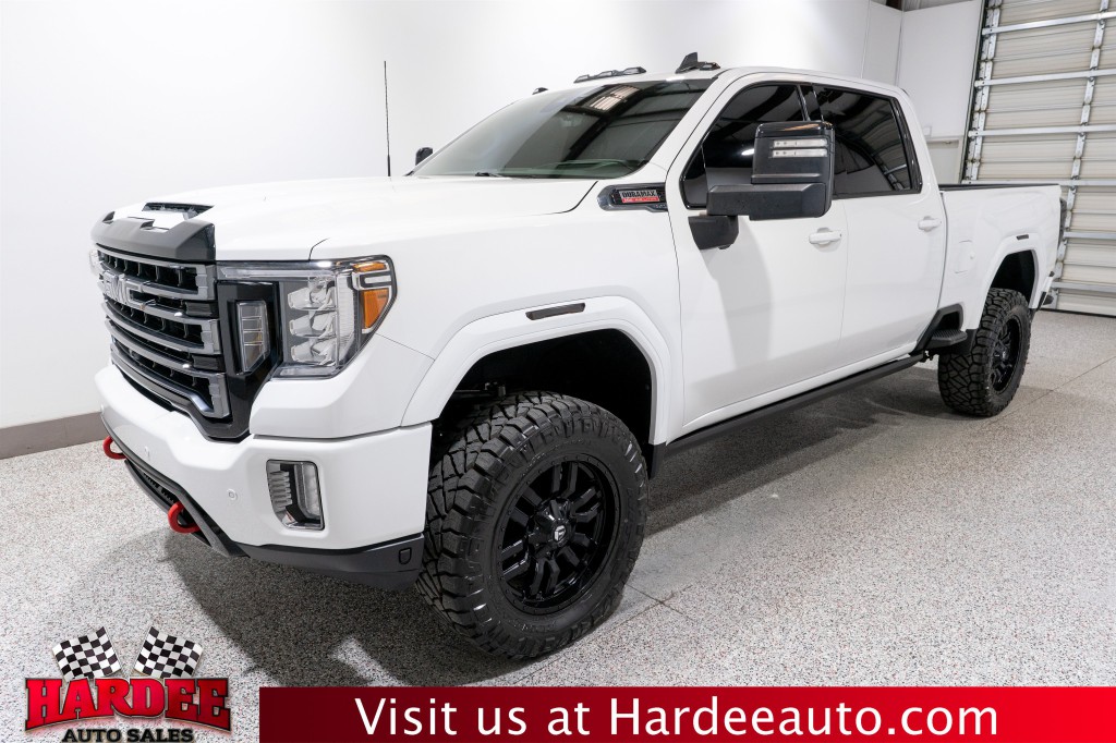 2023 GMC Sierra 2500 Image 2