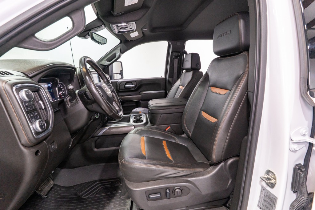 2023 GMC Sierra 2500 Image 18