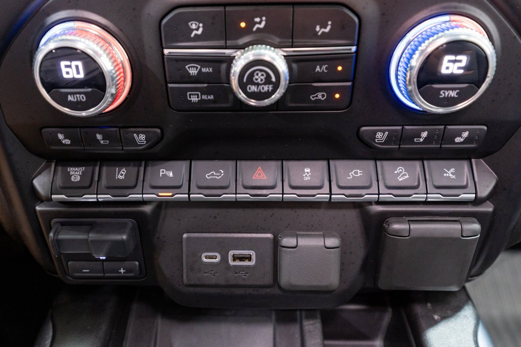 2023 GMC Sierra 2500 Image 28