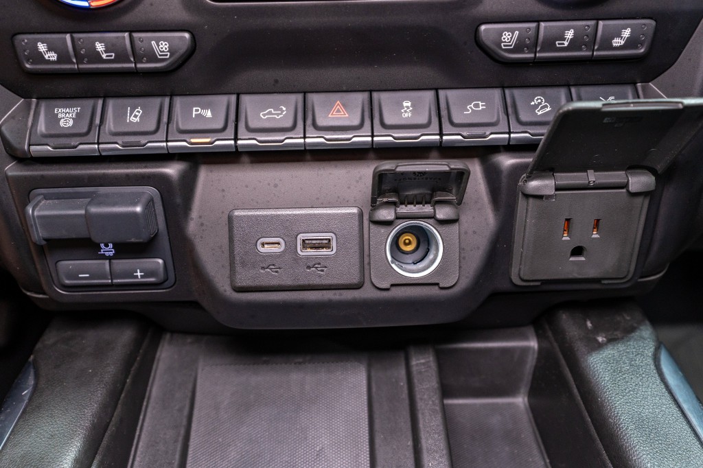 2023 GMC Sierra 2500 Image 29