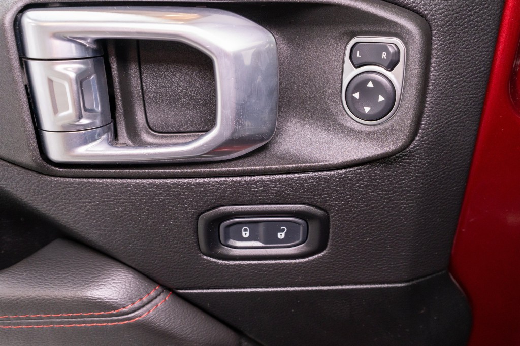 2021 Jeep Wrangler Image 15