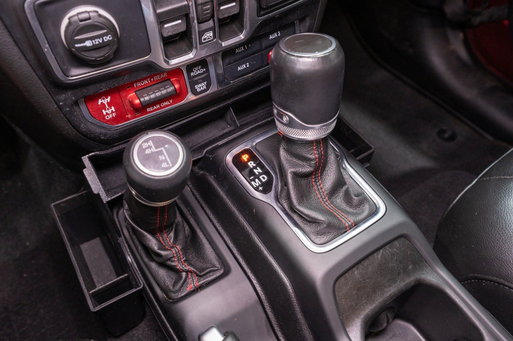 2021 Jeep Wrangler Image 25