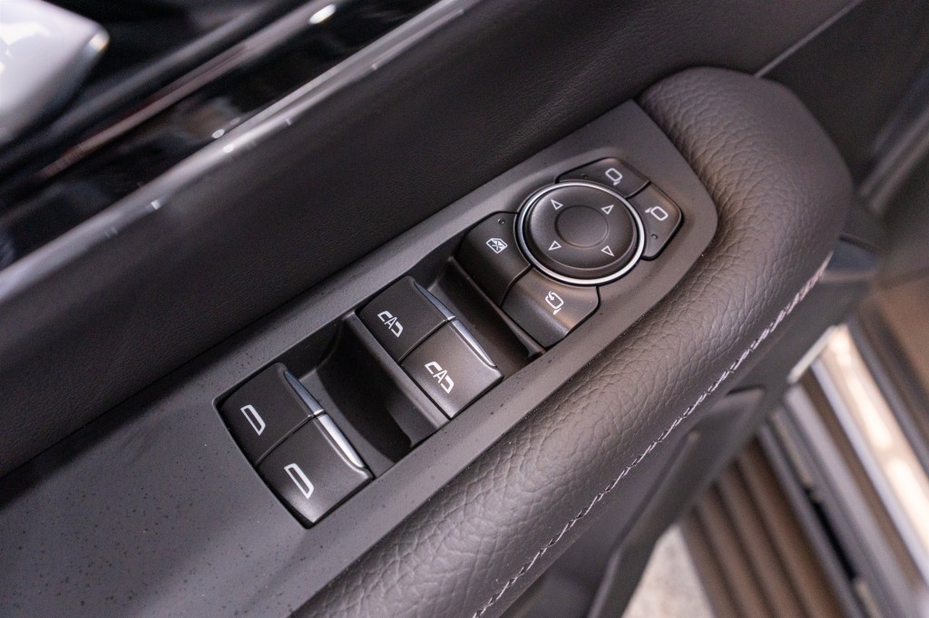 2025 GMC Yukon Image 16