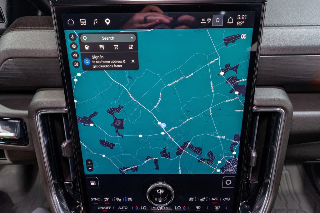 2025 GMC Yukon Image 19