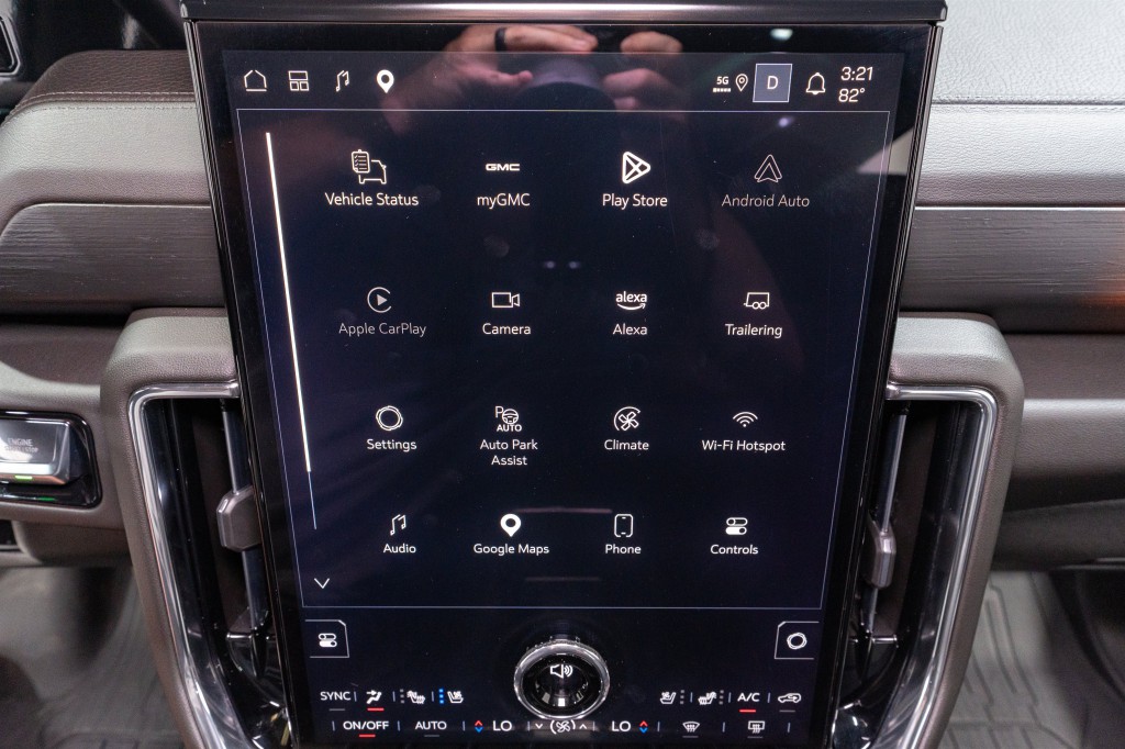 2025 GMC Yukon Image 20