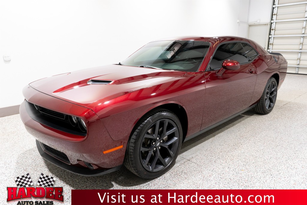 2022 Dodge Challenger Image 2
