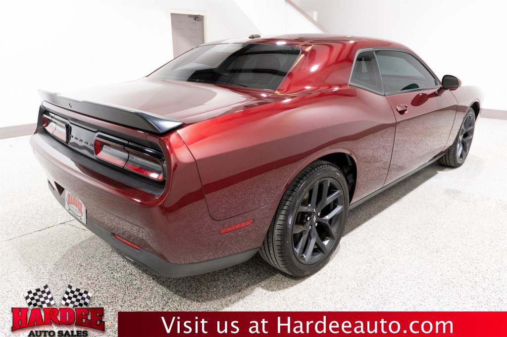2022 Dodge Challenger Image 5