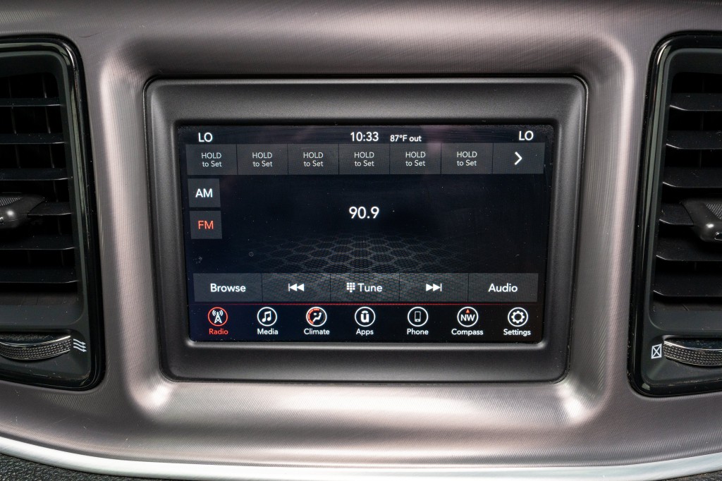 2022 Dodge Challenger Image 16