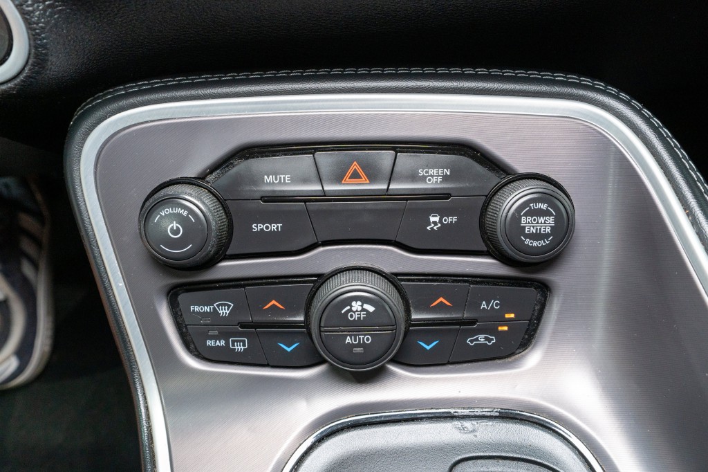 2022 Dodge Challenger Image 20
