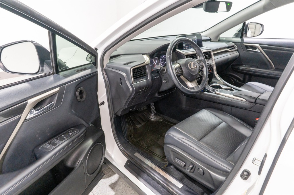 2020 Lexus RX Image 12