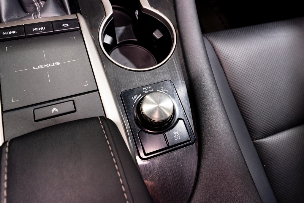 2020 Lexus RX Image 24