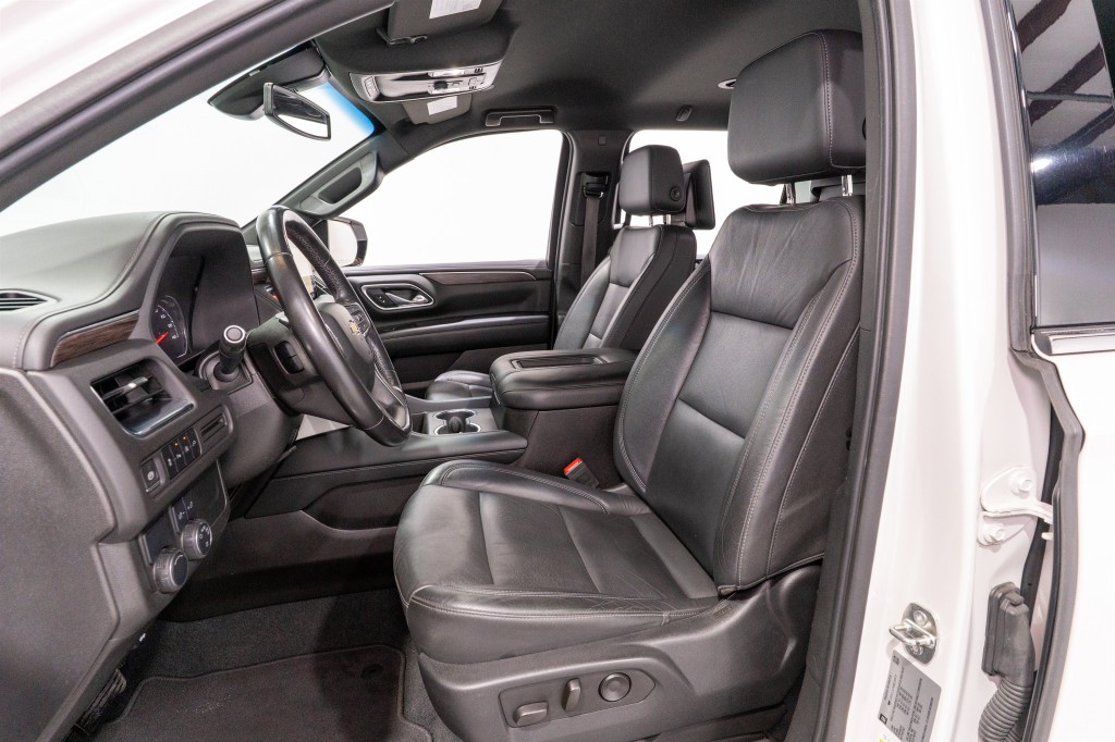 2021 Chevrolet Suburban Image 14