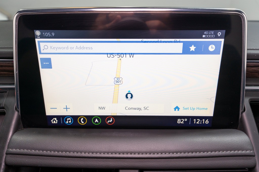 2021 Chevrolet Suburban Image 15