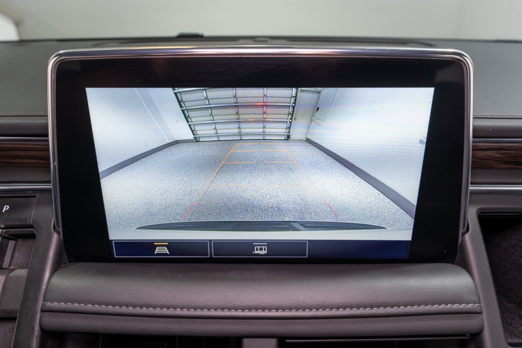 2021 Chevrolet Suburban Image 20