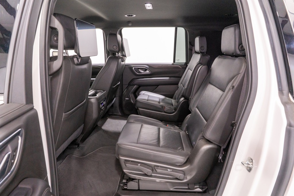 2021 Chevrolet Suburban Image 31