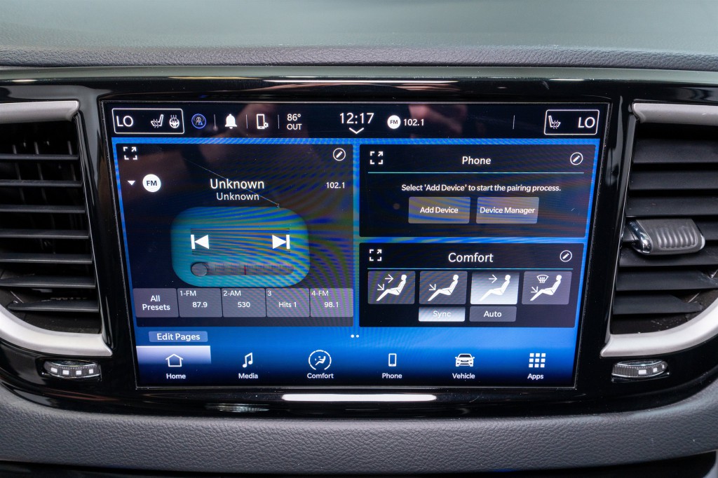2023 Chrysler Pacifica Image 14