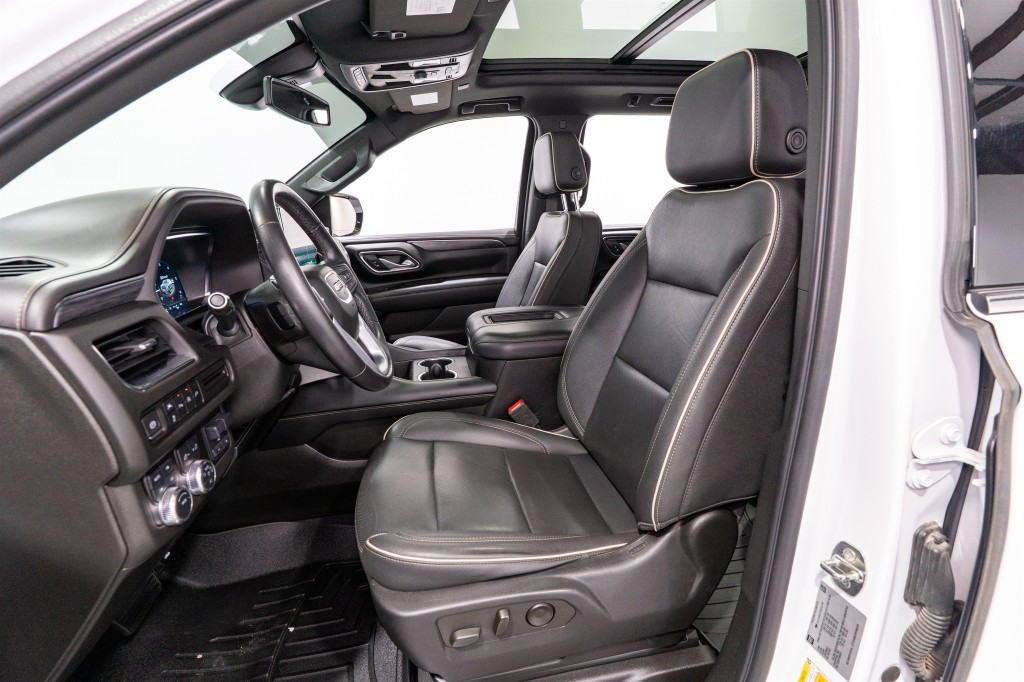 2022 GMC Yukon Image 15
